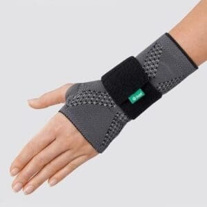 Manu Xtra - Wrist Support with special stretch zone