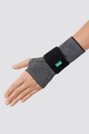 Juzo Flex Manu Xtra - Wrist Support with special stretch zone